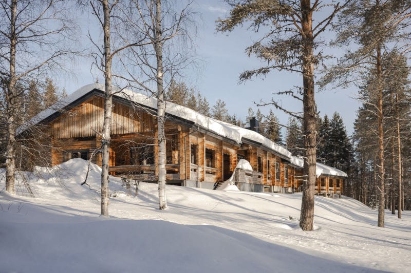 finlande laponie sunday morning resort exterieur hiver forets neige o-nord