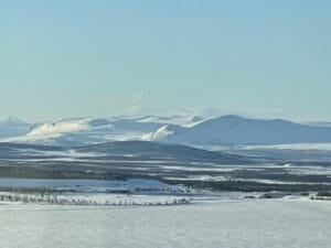 finlande norvege raid motoneige arctique paysage sauvage montagne neige o-nord