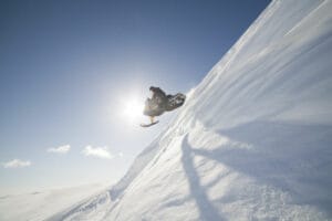 finlande norvege raid motoneige arctique paysage sauvage vitesse poudreuse neige ciel soleil o-nord