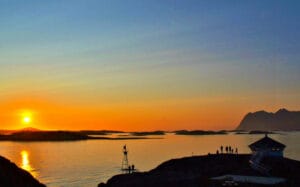 norvege laponie senja hamn I senja nord phare authentique ete soleil de minuit sejour o-nord