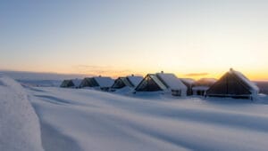 finlande laponie saariselka star arctic hotel charme luxe lever soleil neige colline kaunispaa hiver o-nord