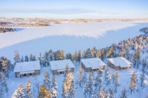 finlande laponie inari hotel wilderness nangu log cabin panorama hiver lac neige o-nord
