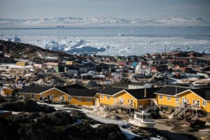 Groenland Ilulissat ville hiver maisons colorees balade icebergs o-nord