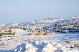 Groenland Ilulissat generale ville ouest neige hiver maison colorees o-nord