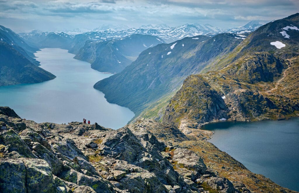 norvege bessegen jotunheimen randonnee paysage spectaculaire randonneurs ete glacier fjords o-nord