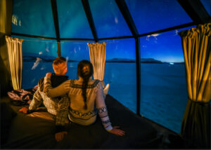 finlande laponie igloo cabane aurore hiver sejour romantique insolite interieur voyage o-nord