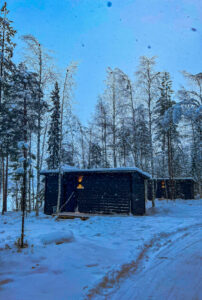 finlande laponie rovaniemi skyfire village igloo exterieur nature neige foret authentique voyage o-nord