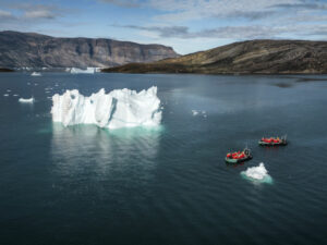 groenland disko bay uummannaq zodiak exploration iceberg paysage croisière voyage o-nord