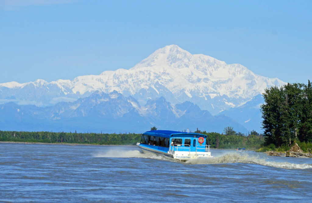 etas-unis alaska talkeetna river mountains forest mahay jet boat voyage o-nord