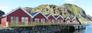 norvège lofoten statles rorbus roches paysage éxterieur eau pêche pilotis voyage o-nord