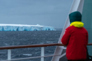 antarctique glacier mer bateau croisière observation paysage voyage o-nord