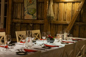 norvège lofoten nusfjord arctic resort restaurant repas chaleureux rorbu voyage o-nord