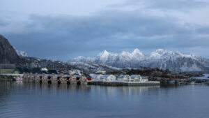 norvège svolvar village peche neige glacier montagnes paysage croisière voyage o-nord