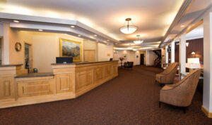 alaska fairbanks sophie station suites lobby réception espace commun décoration intérieur voyage o-nord