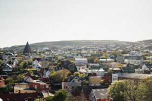 Féroé Torshavn capitale ville authentique église maison découverte voyage o-nord