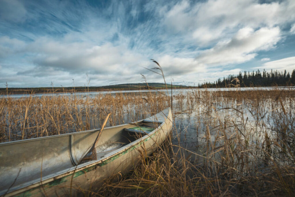 suede laponie Vilhelmina sejour pêche lac bois forêt canoë voyage o-nord