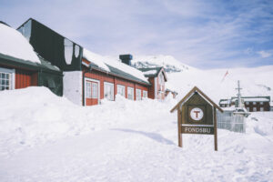 Norvège Oslo Parc national Jotunheimen DNT Fondsbu hébergement ski randonnée guidée hiver petit groupe montagnes voyage o-nord