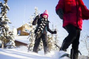 Canada Northwest Territories YellowKnife Blachford Lodge randonné raquettes neige hiver