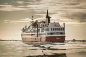 Groenland Ilulissat bateau Sarfaq Ittuk croisière voyages o-nord