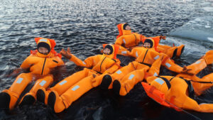 Suède Båtskärsnäs Laponie brise glace Explorer croisière hiver glace flottaison mer Botnie voyages o-nord