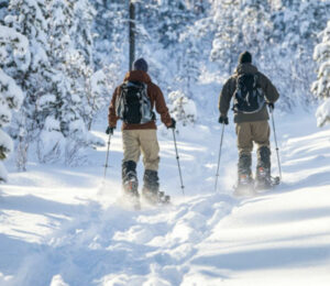 Finlande Laponie Äkäslompolo Riekko Lodge activité raquettes hiver neige voyages o-nord