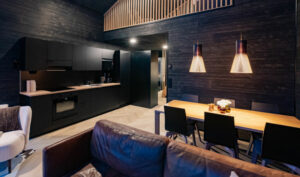Finlande Laponie Äkäslompolo Riekko Lodge Villa Akas 2 cuisine salon salle à manger voyages o-nord