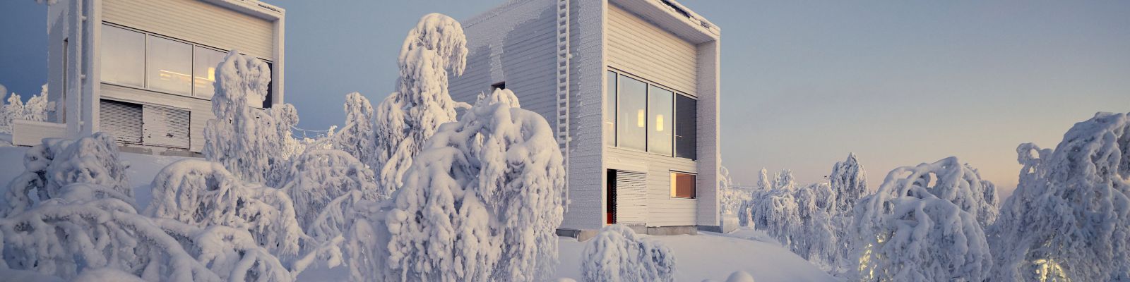 Finlande Laponie Saariselkä Villa Ice Cube colline Kaunispää arbres enneigés voyages o-nord