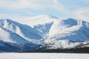 Canada Yukon Mount Granger vue l'extrémité nord du Fish Lake Voyages O-Nord