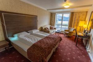 Norvège Voss Fleischer Hotel chambre rouge standard voyages o-nord