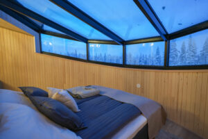 Finlande Laponie Posio Livo Arctic chambre lit fenêtre vue neige hiver voyages o-nord