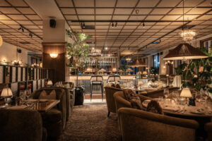 Danemark Kødge Rox Resort restaurant tables fauteuils bar voyages o-nord