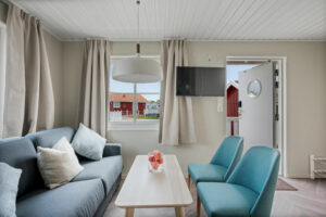 Suède Grebbestad TanumStrand chalet bleu salon cosy clair voyages o-nord