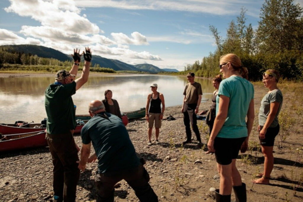 Canada Yukon excursion canoe le classique fleuve eau ambiance groupe aventure voyage o-nord