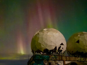 Canada Manitoba Churchill séjour aventure ultime scientifique aurores boréales ciel étoiles phénomène structure visite voyage o-nord