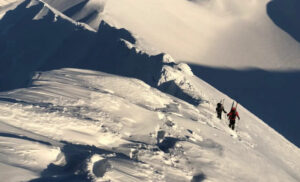 Norvège Spitzberg Longearbyen séjour aventure ski hors piste montagnes randonnée hiver pic neige voyages o-nord