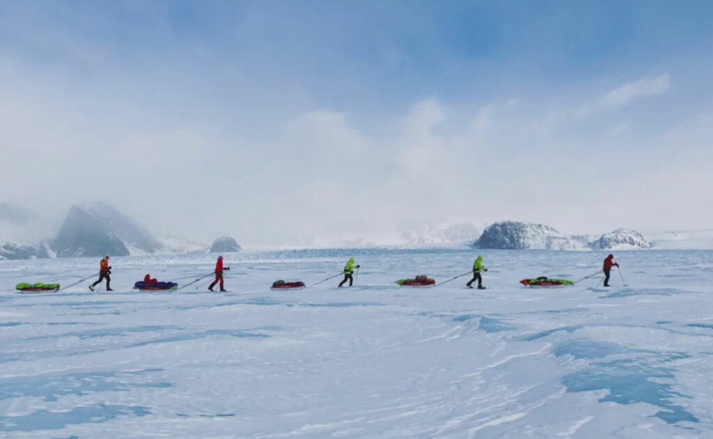 Norvège Spitzberg Longearbyen Newtontoppen Svalbard séjour expédition sommet groupe neige hiver voyages o-nord