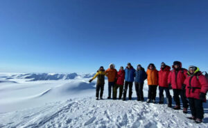 Norvège Spitzberg Longearbyen Newtontoppen Svalbard séjour expédition sommet groupe montagnes hiver voyages o-nord