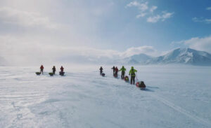 Norvège Spitzberg Longearbyen Newtontoppen Svalbard séjour expédition sommet groupe montagnes paysage hiver voyages o-nord