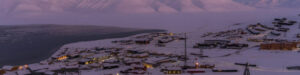 Spizberg Svalbard séjour Odyssée Glacier ville village nuit lumière montagnes neige voyage o-nord