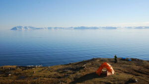 Svalbard Spitzberg séjour Traversée Nordenskiold pied randonnée marche expédition paysage tente campement eau nature observation voyage o-nord