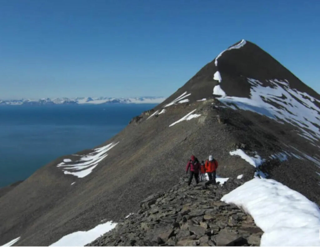 Norvège Spitzberg Longearbyen Svalbard Arctique séjour expédition montagnes pic randonnée paysage voyages o-nord