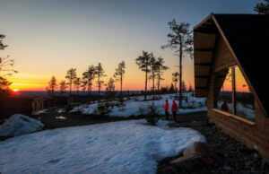 Finlande Séjour Hotel Giant Arctic Panoramic House Maison Arctique extérieur neige soleil foret Chalet voyage o-nord