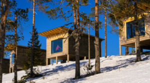 Finlande Séjour Hotel Giant Arctic Birdhouse Nichoir Vue foret neige Chalet voyage o-nord