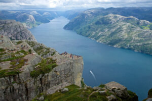 Norvège Fjord Tours Preikestolen Falaise Panorama Paysage Vue Nature Aventure Circuit Voyage O-Nord
