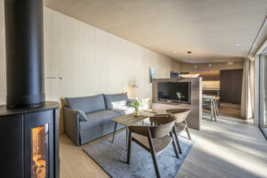 Finlande Oravi Kanava Resort Foret Lac Saimaa Hébergement Intérieur Salon Décoration Design Séjour Voyage O-Nord