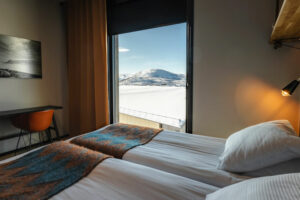 Finlande Laponie Kilpisjärvi Cahkal Hotel Séjour Forfait Package Chambre Room View Hiver Expérience Voyage O-Nord