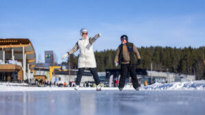 Finlande Kuopio Séjour Bella Lake Resort Hiver Patinage Activités Lac Gelé Voyage O-Nord
