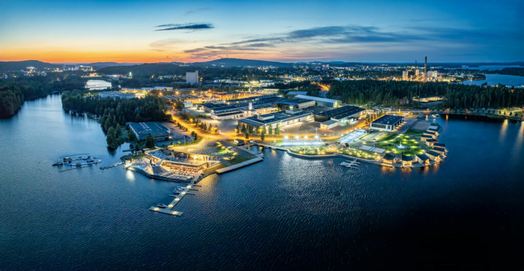 Finlande Kuopio Séjour Bella Lake Resort Bellanranta Soirée Ville Lumières Lac Voyage O-Nord