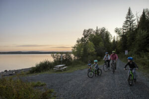 Canada Québec Trio Magique Saint-Laurent Niagara Vélo Excursion Famille Foret Nature Activités Voyage O-Nord