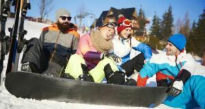 Norvège Séjour Riddergaarden Mountain Lodge Expériences Activités Hiver Snowboard Amis Neige Montagne Voyage O-Nord